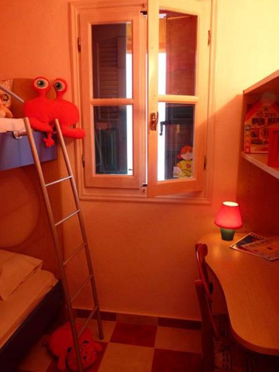 Mairi Lina Studios Kala Nera Bilik gambar